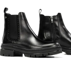 Discount Fluchos COSMO D9391 Black Ankle Boot