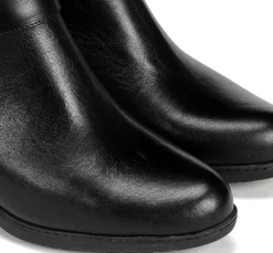 Hot Fluchos EVELYN D9111 Black Ankle Boot