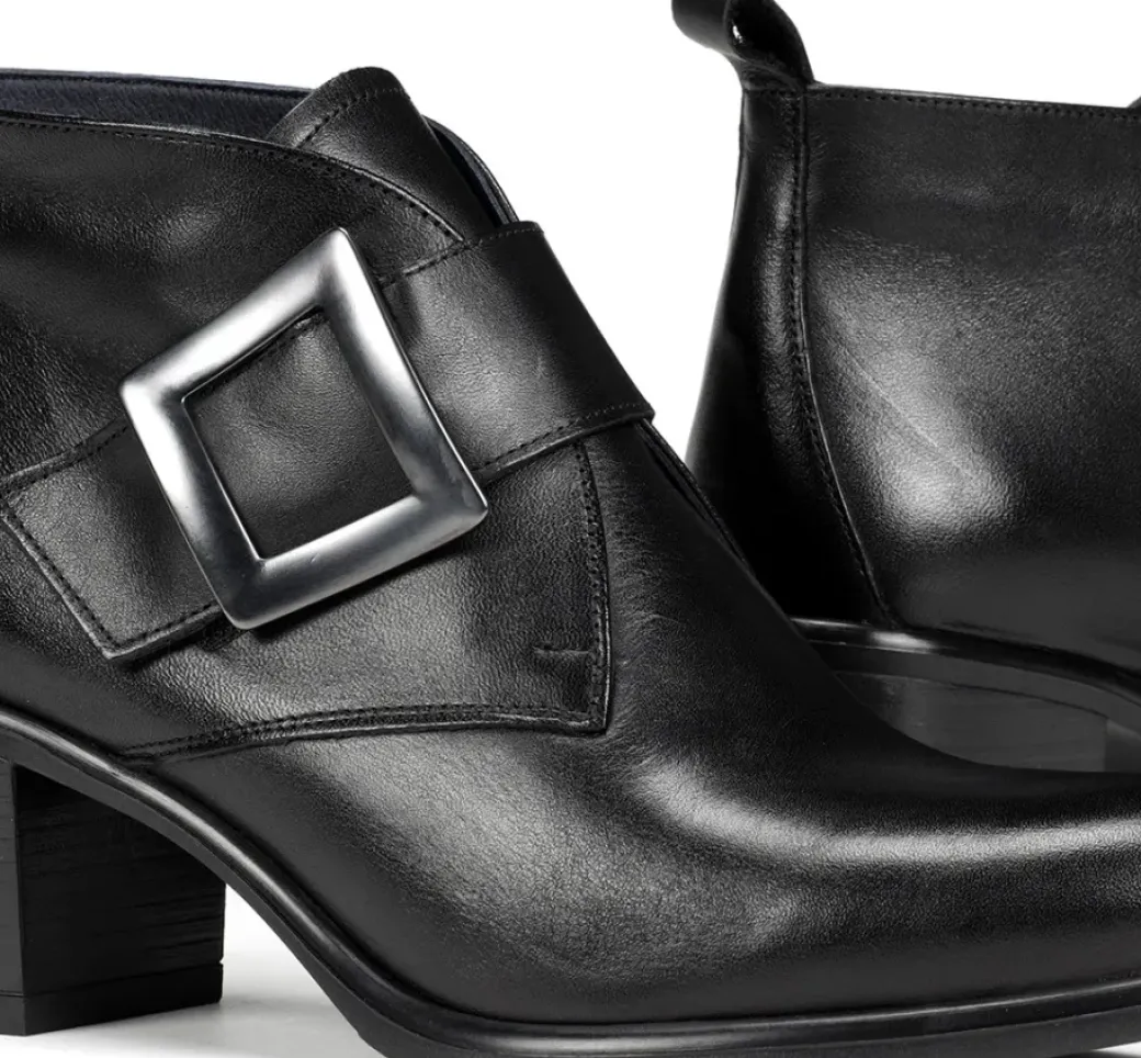 Cheap Fluchos LEXI D9178 Black Ankle Boot