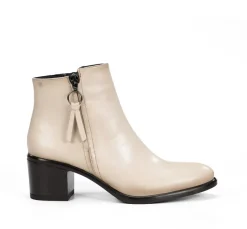 Clearance Fluchos LEXI D8606 White Ankle Boot