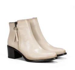 Clearance Fluchos LEXI D8606 White Ankle Boot