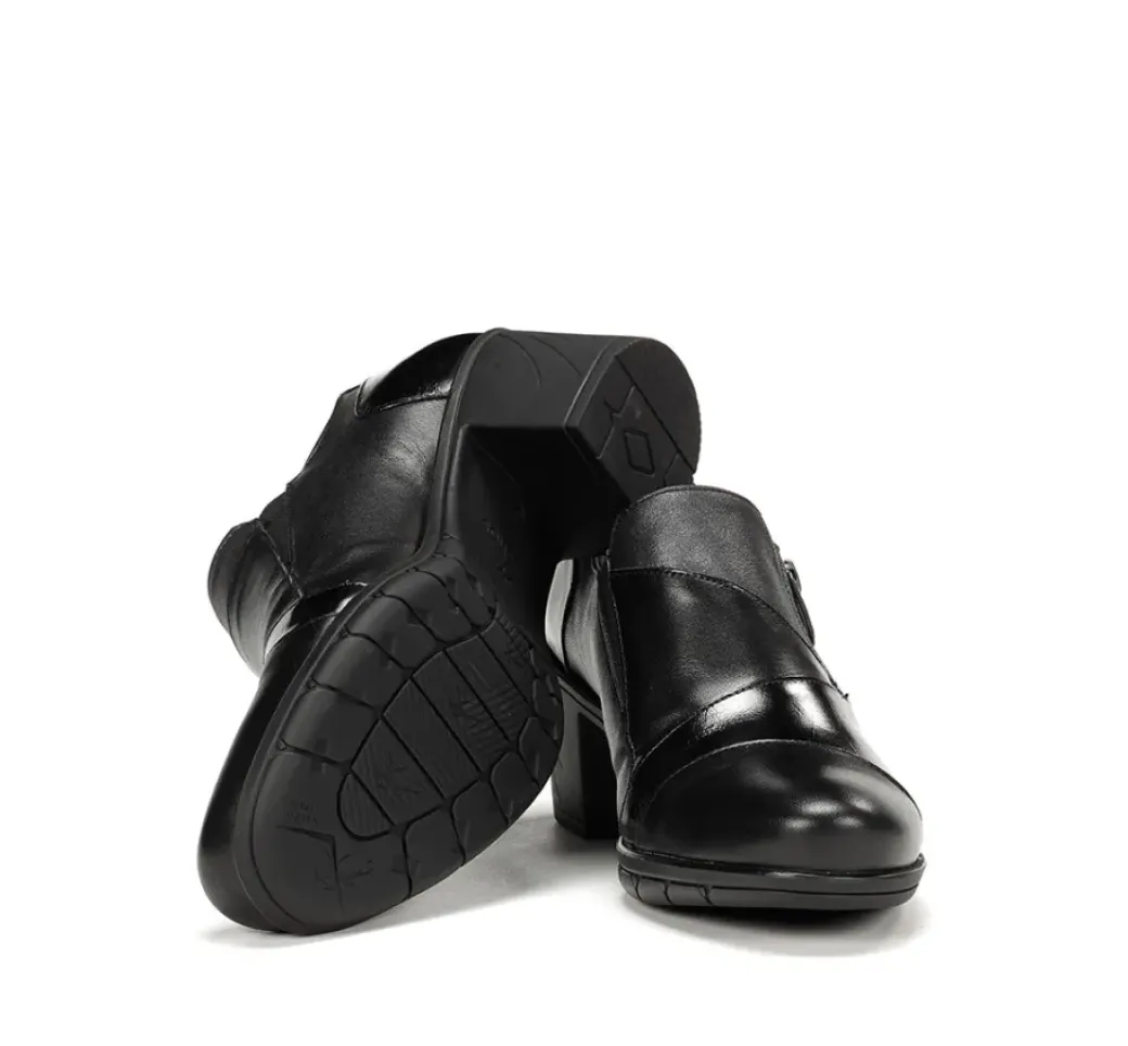 Fashion Fluchos NYDIA F1802 Black Slip On