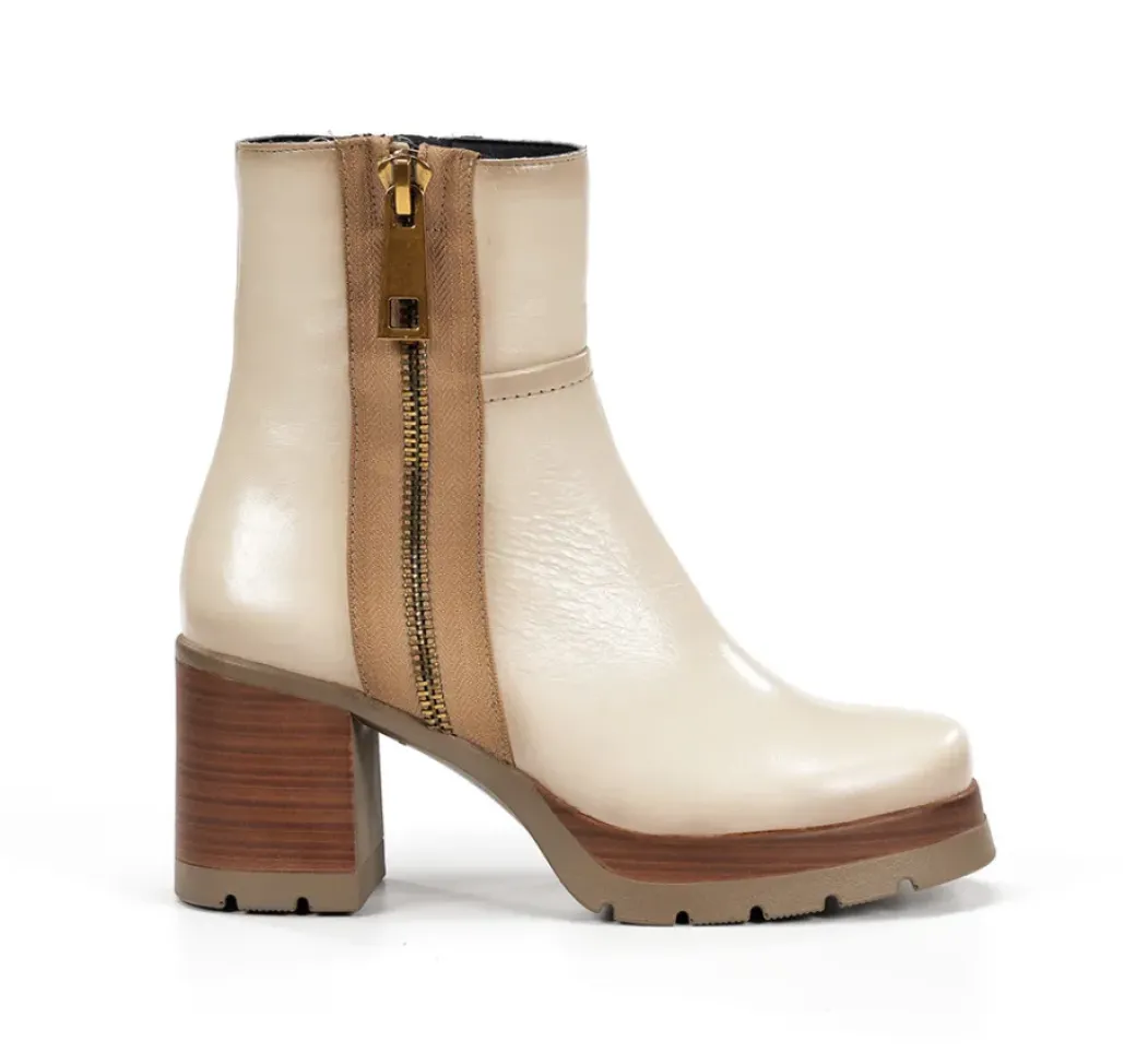 Shop Fluchos SAFE D9413 Taupe Ankle Boot