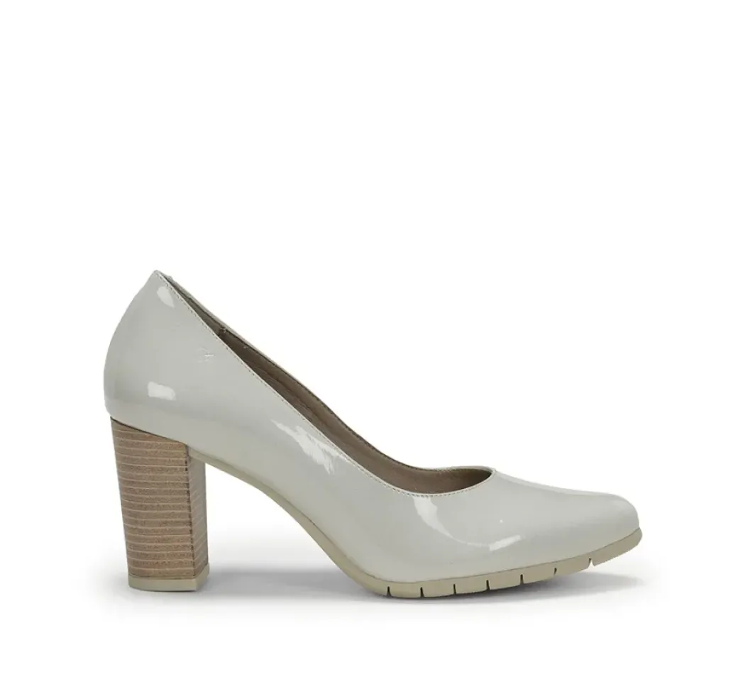 Fashion Fluchos TIAN D8739 White High Heel shoe