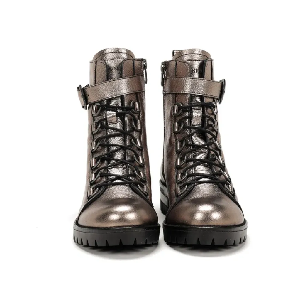 Online Fluchos WALKING D8837 Silver Ankle Boot